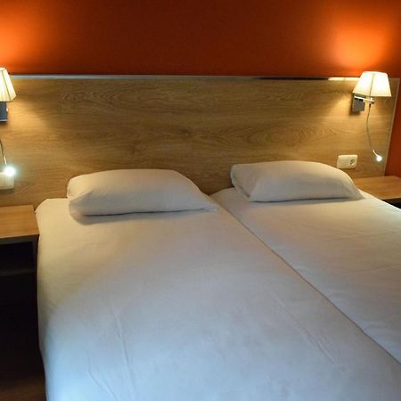 Hotel Victoria Аринсал Екстериор снимка